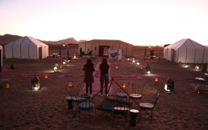 Lire la suite à propos de l’article Zagora Luxury Camp Morocco Tours zagora